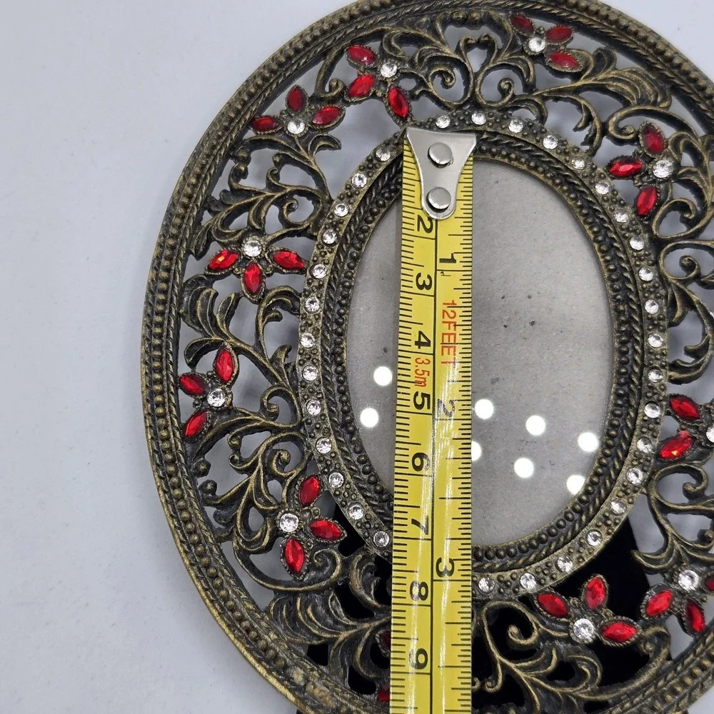 Green Tree Gallery 2005 Filigree Oval Red & Clear Stone 2x3‎ Photo Picture Frame